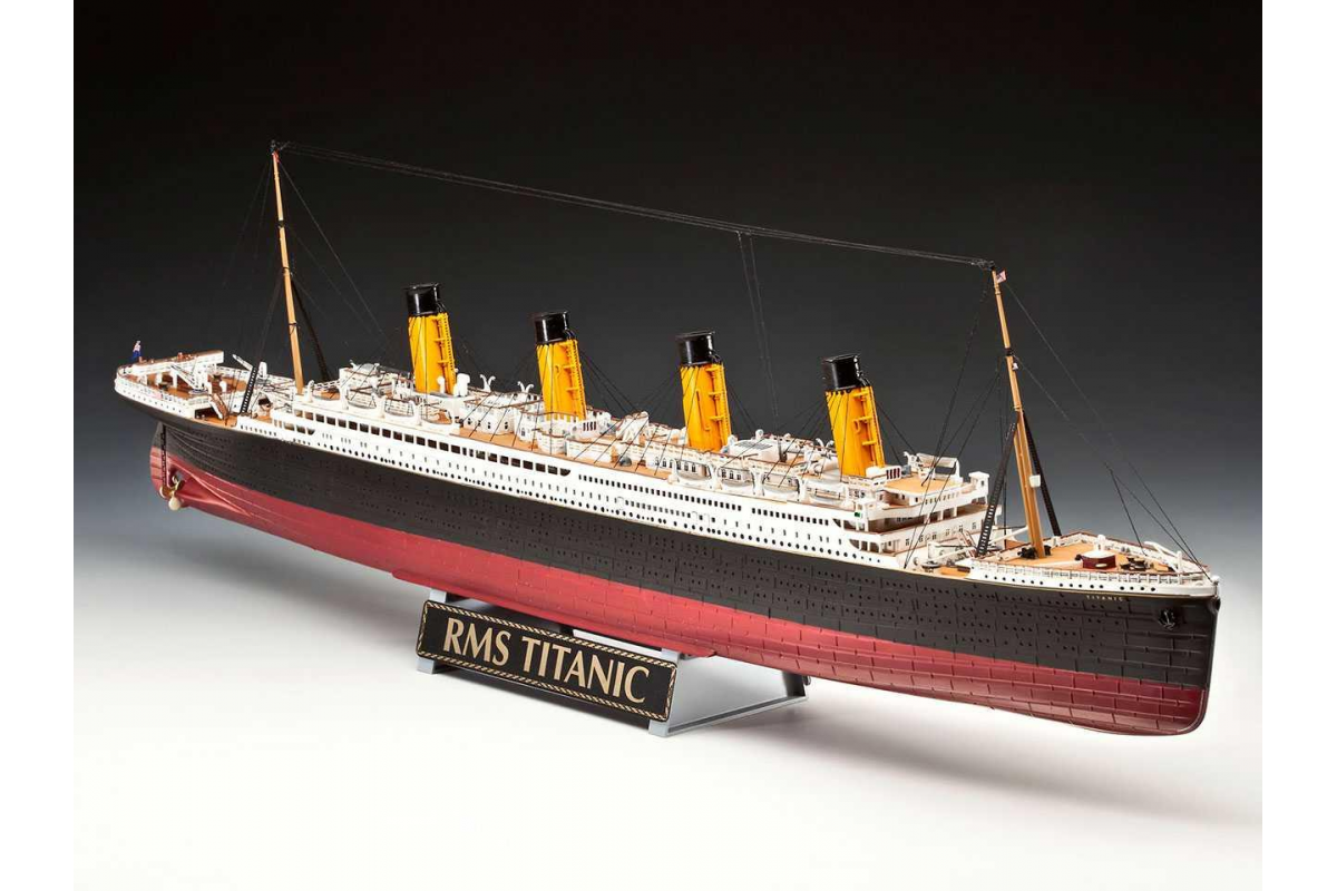 Revell 05715 RMS Titanic 100th Anniversary Edition 1/400 Scale Plastic Kit Couri 